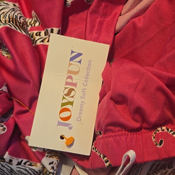 XL Womans Pink Pajamas with Tiger Print - Picture 6 of 6